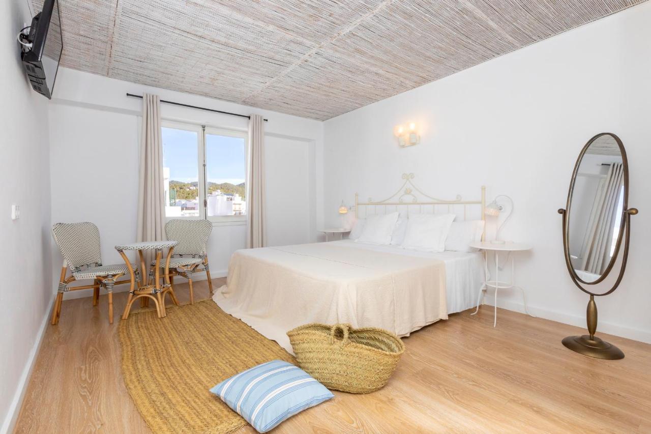 Can Beia Hostal Boutique (Adults Only) San Antonio  Exteriör bild